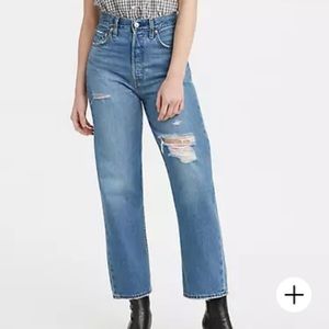 Levi’s Ribcage straight ankle distressed jeans